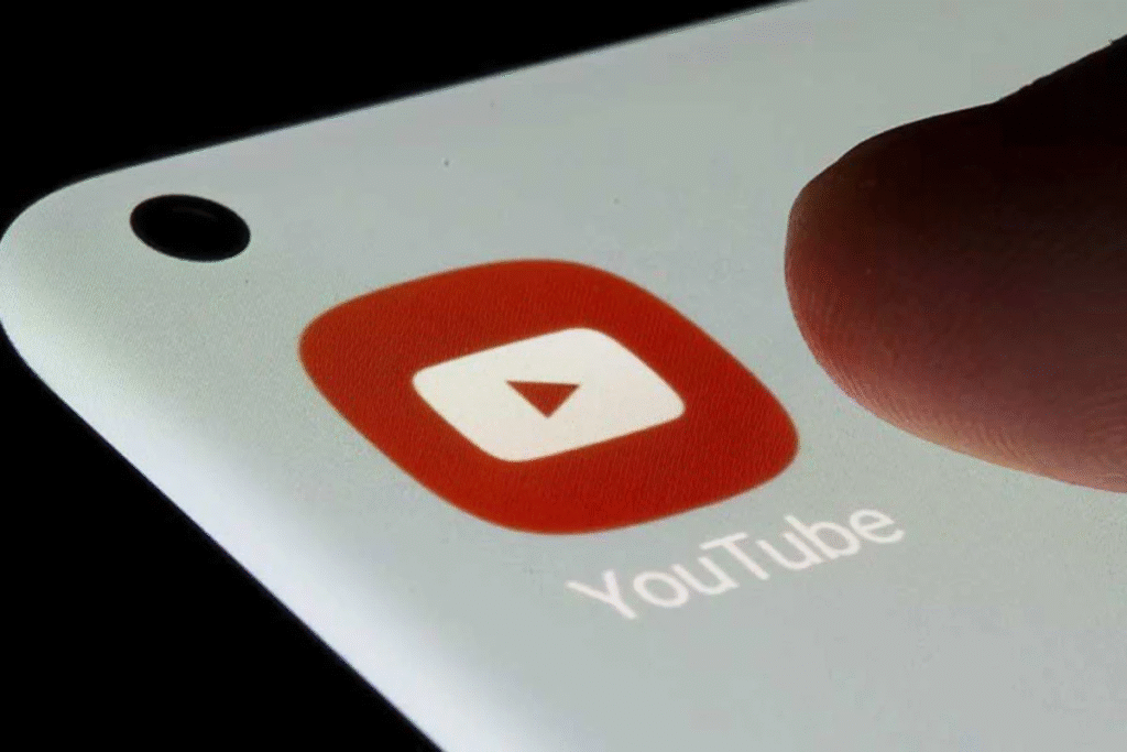 হোম ফিড নিয়ন্ত্রণে নতুন পরীক্ষা চালু করল ইউটিউব: ২০২৫ সেরা আপডেট